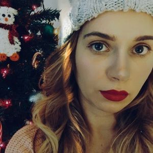 Meet your Posher, Dana